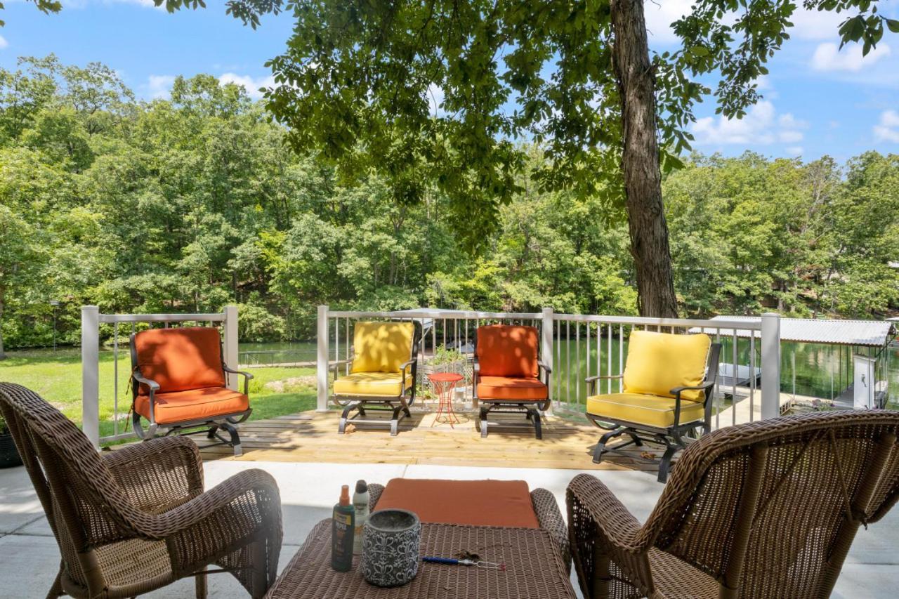 Rock Hollow Retreat, Dock, Firepit Camdenton Bagian luar foto
